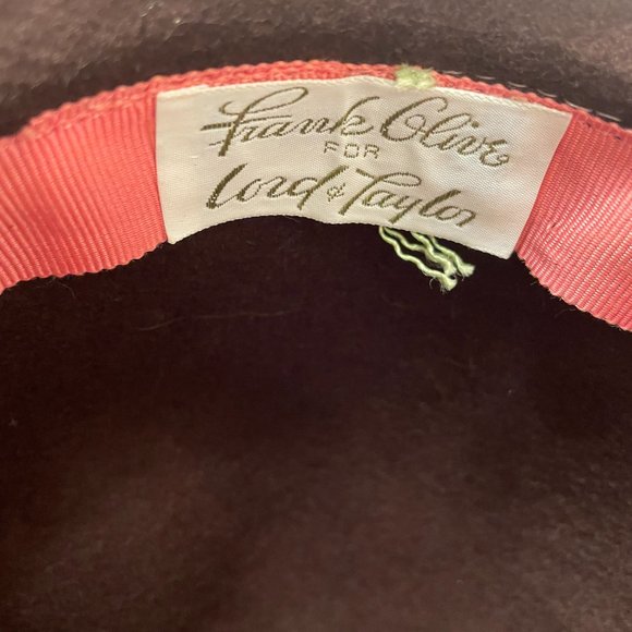 Vintage Frank Olive for Lord & Taylor Brown 100% Wool Cloche Hat with Feather - Picture 12 of 13